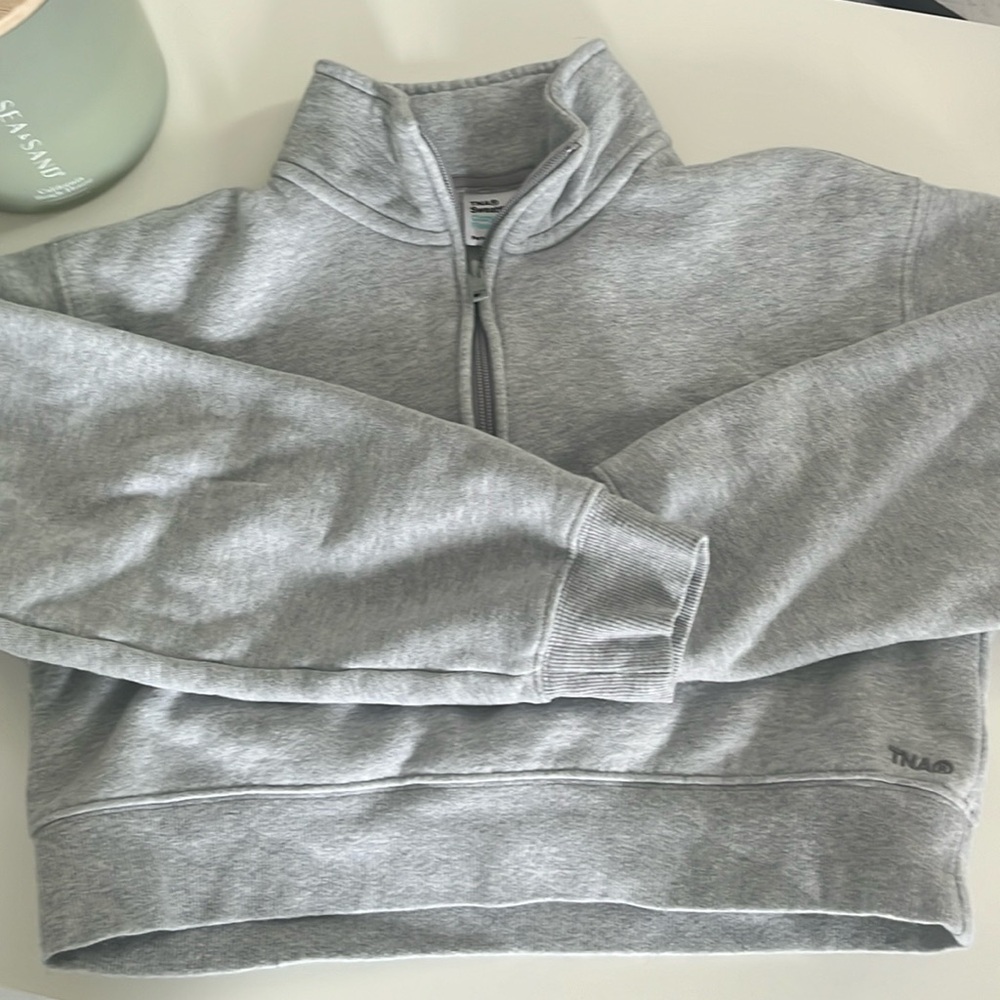 TNA Aritzia Cozy Fleece Half Zip, Heather Chrome Grey
